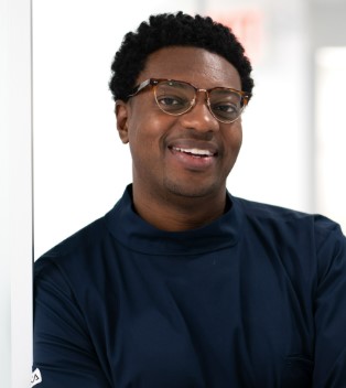 Marcus Johnson - Styling Expert